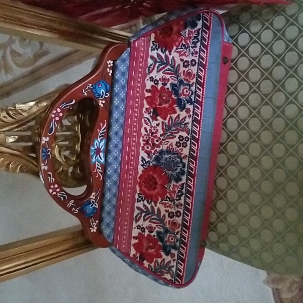 Isabella Fiore handbag
